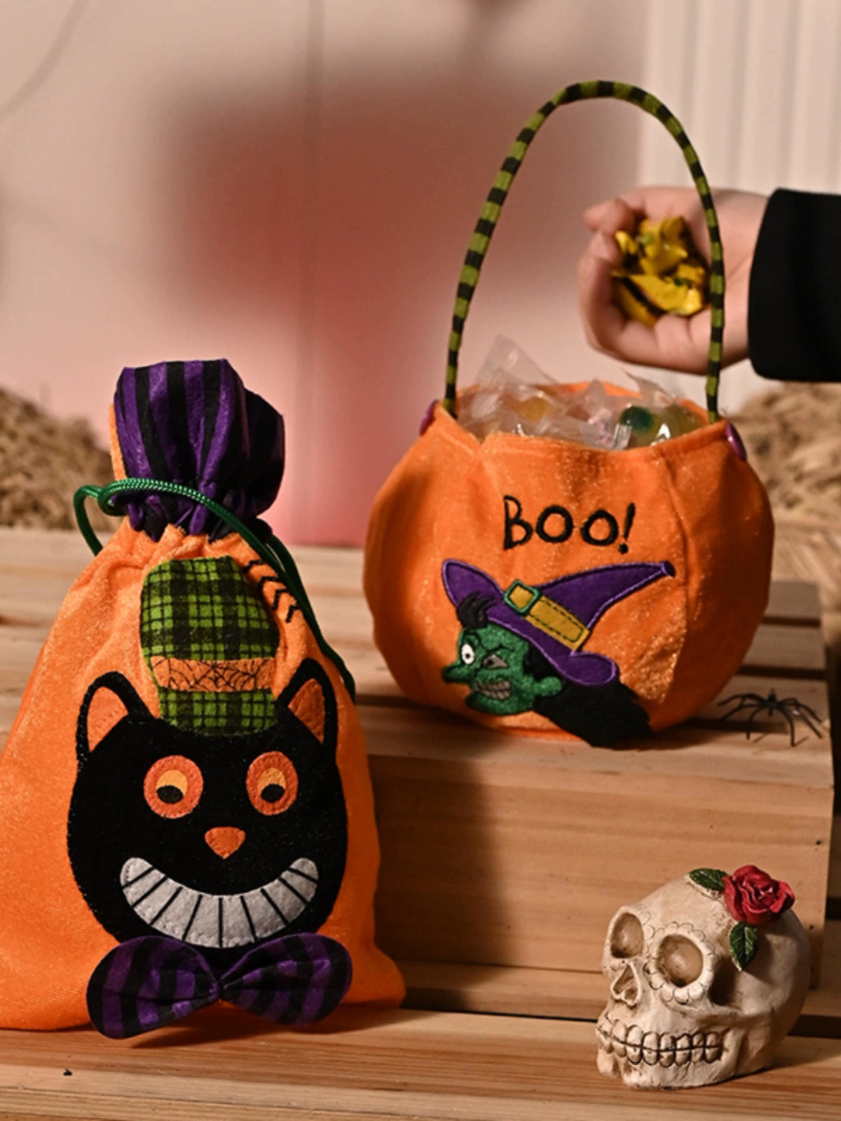 Halloween Kids’ Scene Layout Candy Bag – Flannel Trick-or-Treat Satchel 🎃🍬