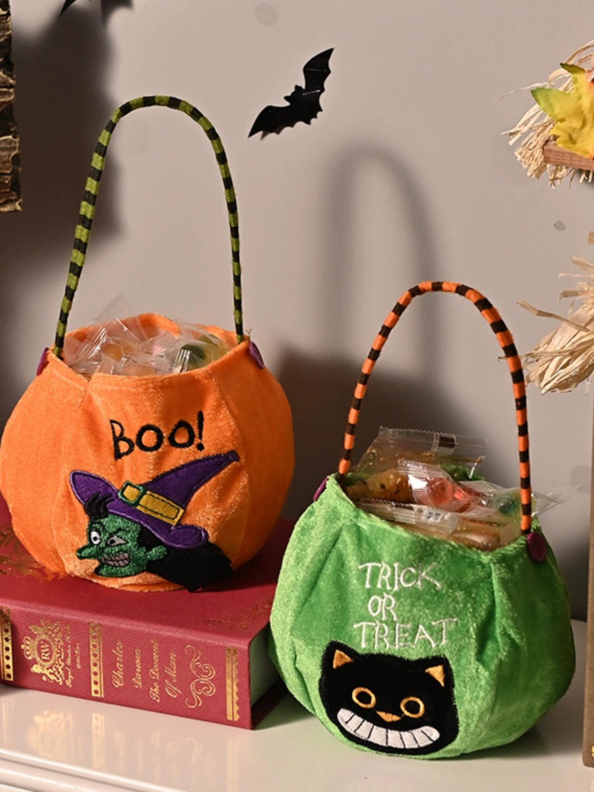 Halloween Kids’ Scene Layout Candy Bag – Flannel Trick-or-Treat Satchel 🎃🍬