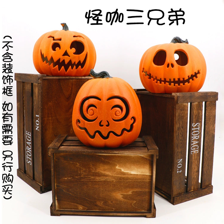 Cut Out Theme Park Outdoor Scene Layout Pumpkin Lamp
